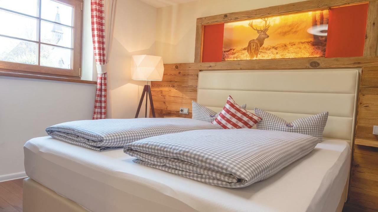 Boutique Hotel Restaurant & Spa Beim Lipp Roßhaupten Extérieur photo